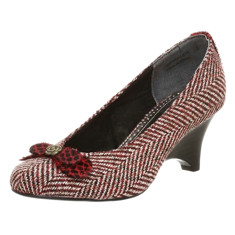 Naughty Monkey Red Nip Tuck Wedge Pump Size 6 - image 1